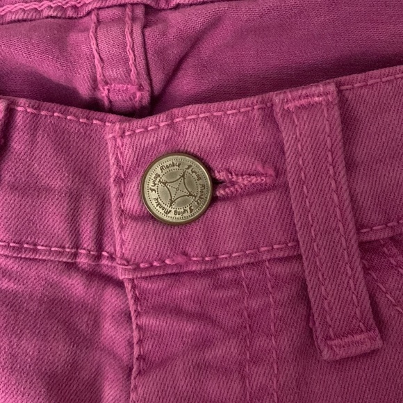 $30 - Flying Monkey Jeans - Picture 5 of 7